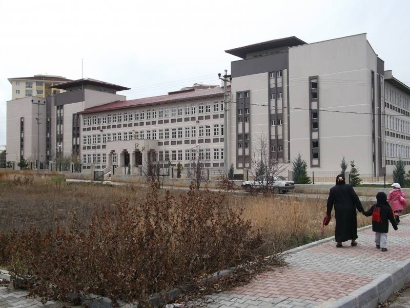 TOKİ İlkokulu