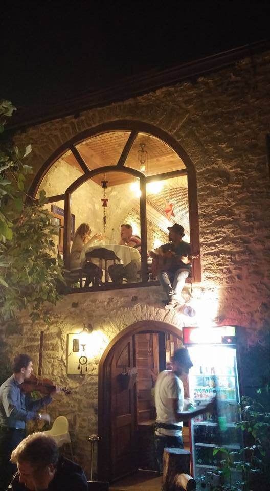 Taşev Sanat ve Şarap Evi Ne Nerede