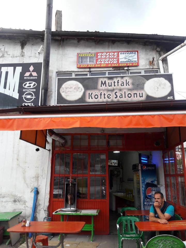 Mutfak Köfte Salonu