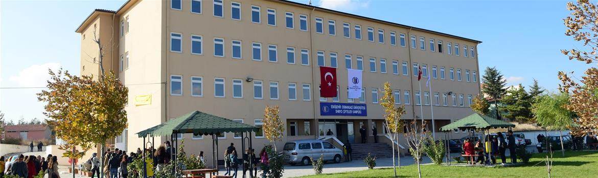 Eskişehir Osmangazi Üniversitesi Sağlık Hizmetleri Meslek Yüksek Okulu Sağlık Bakım Hizmetleri Bölümü
