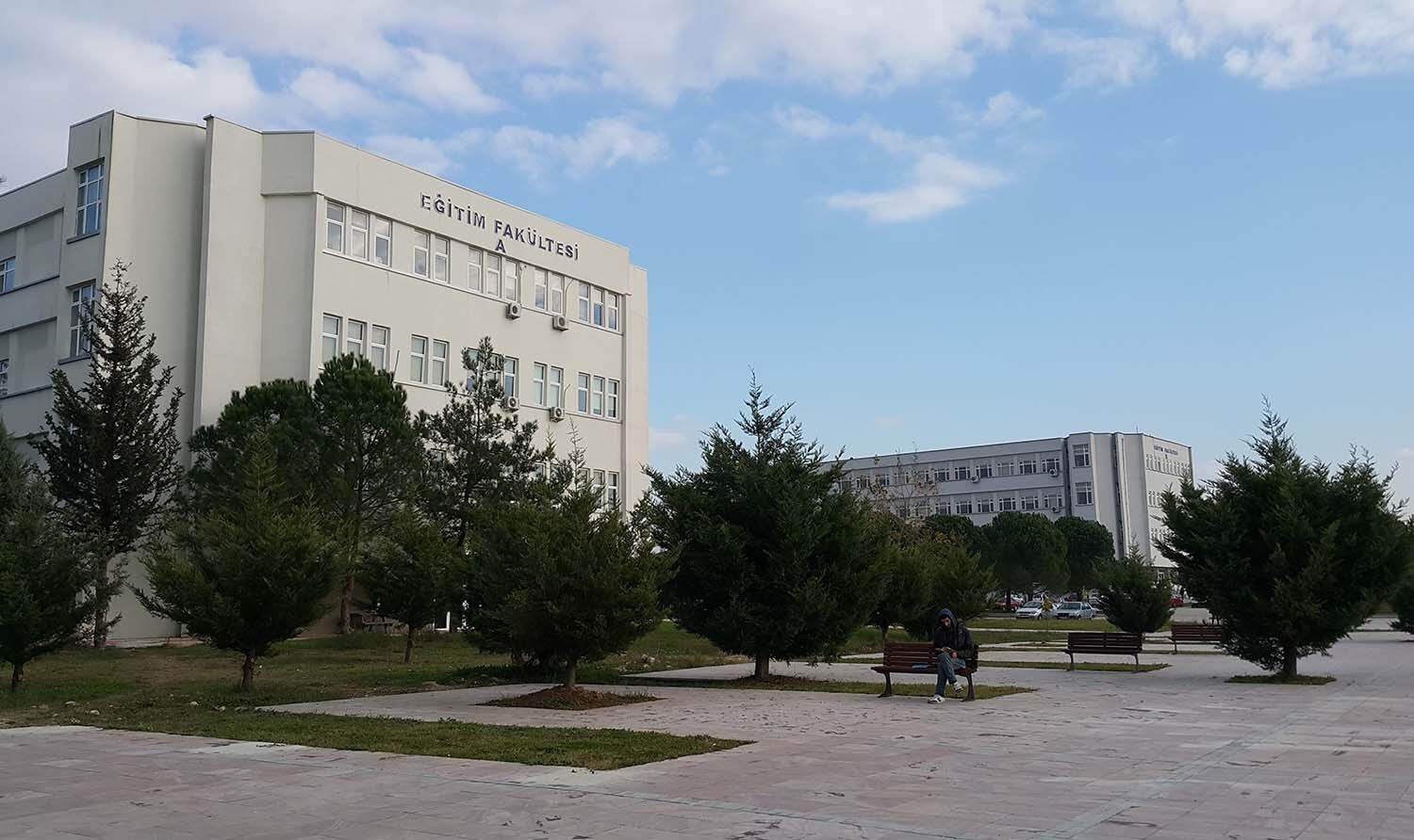 Uludağ Üniversitesi Bilgisayar ve Öğretim Teknolojileri Öğretmenliği Bölümü
