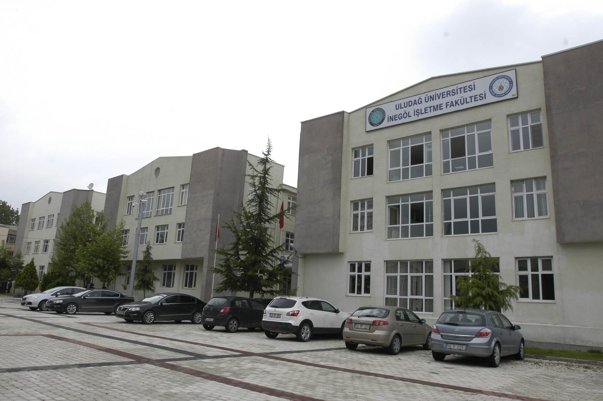 Uludağ Üniversitesi İnegöl İşletme Fakültesi