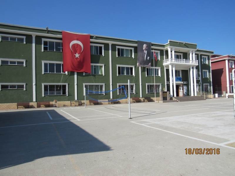Nevvar Salih İşgören Ortaokulu