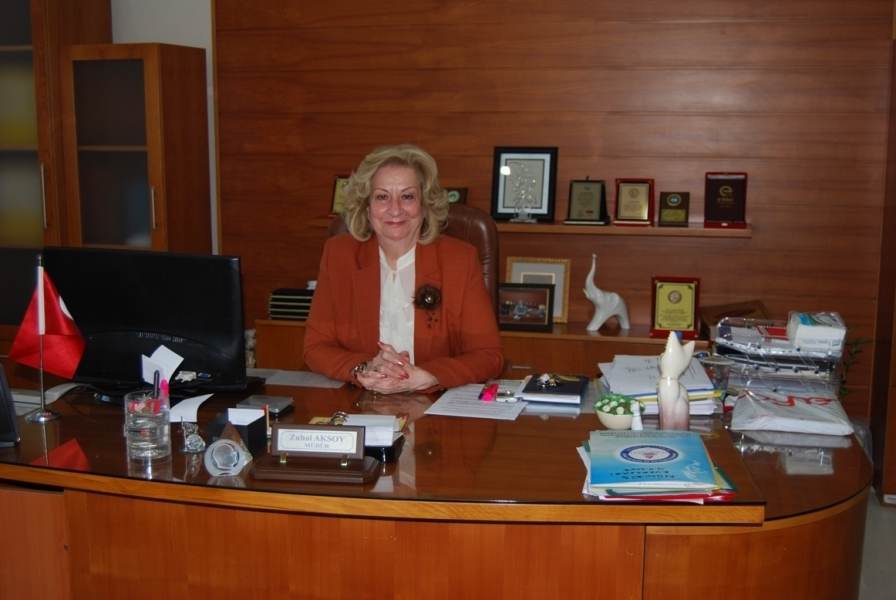 Konak Cumhuriyet N.S. İşgören Mesleki ve Teknik Anadolu Lisesi