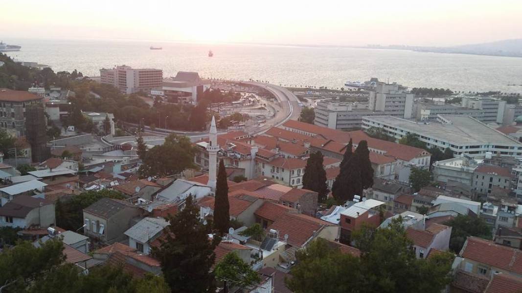 Konak Öğretmenevi ve Akşam Sanat Okulu