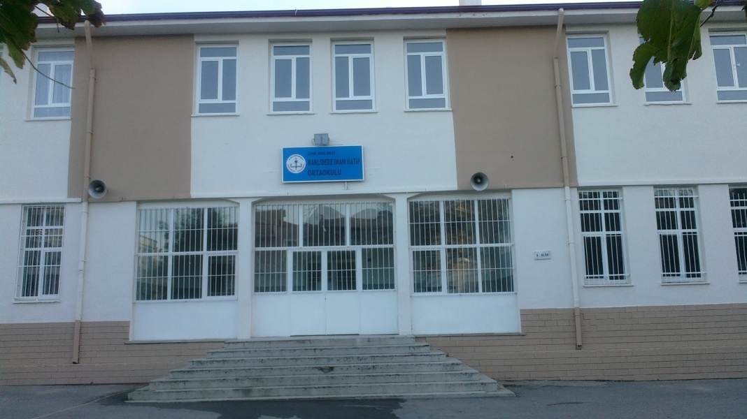 Narlıdere İmam Hatip Ortaokulu