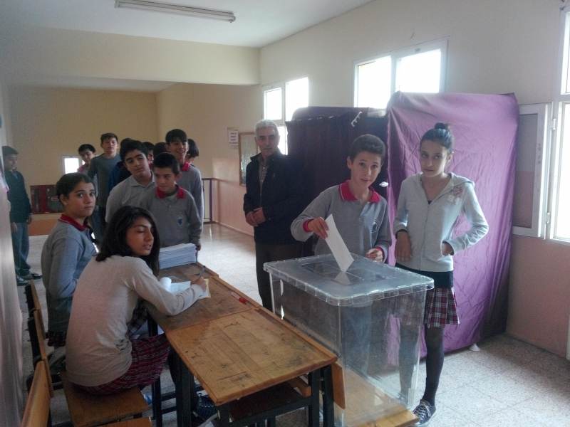 Münevver Öğretmen Ortaokulu
