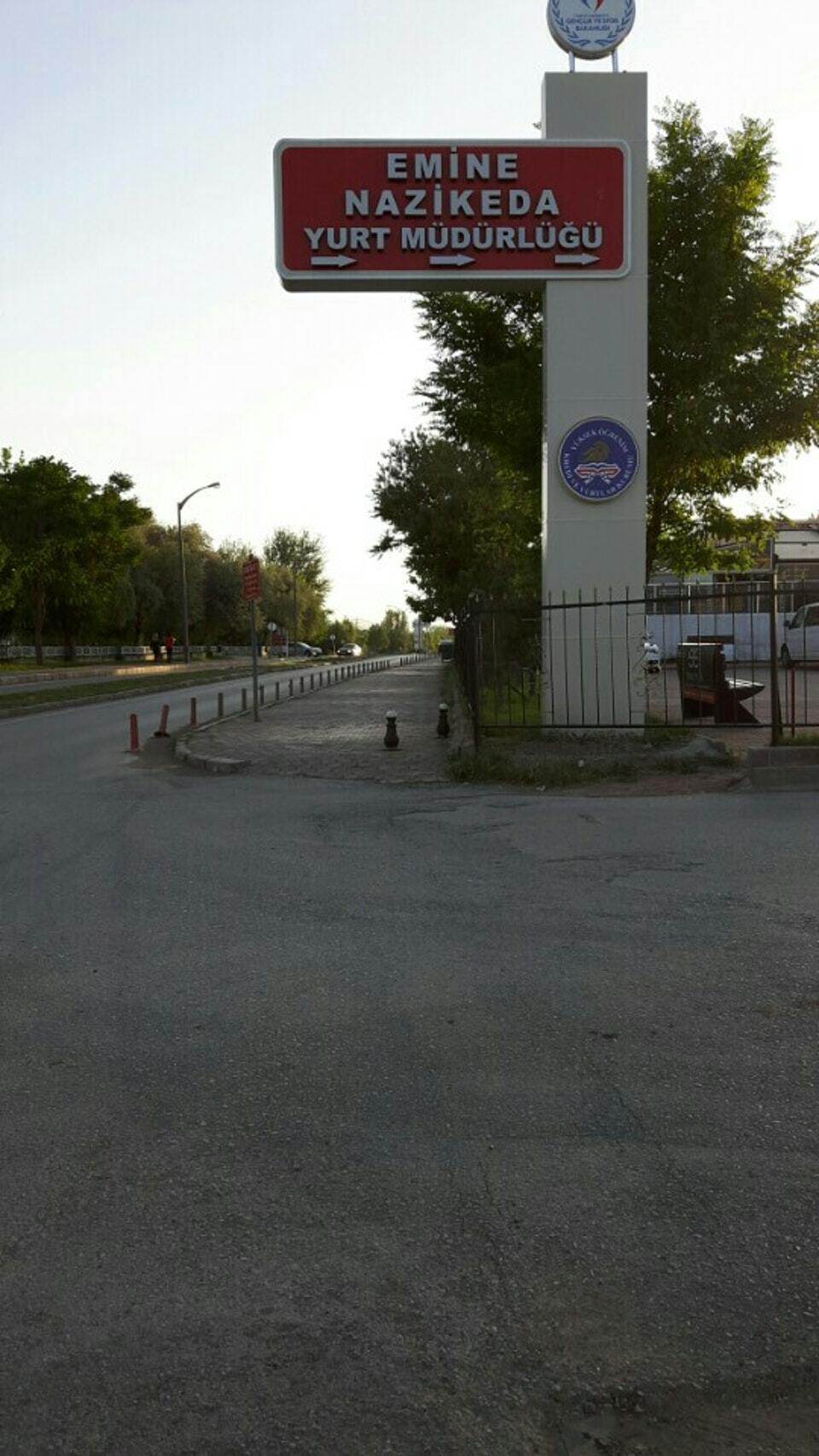 Emine Nazikeda Öğrenci Yurdu