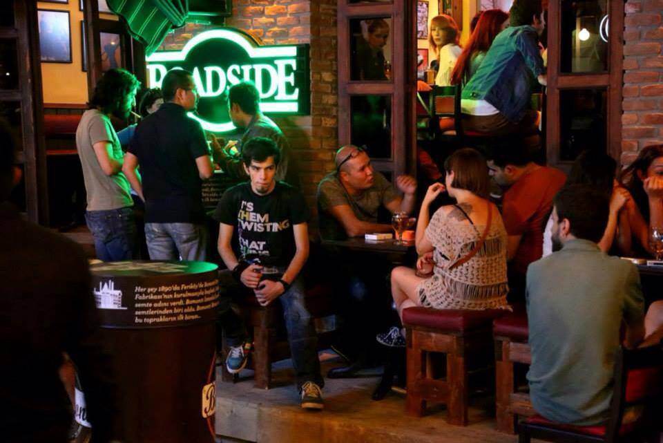 Roadside Pub