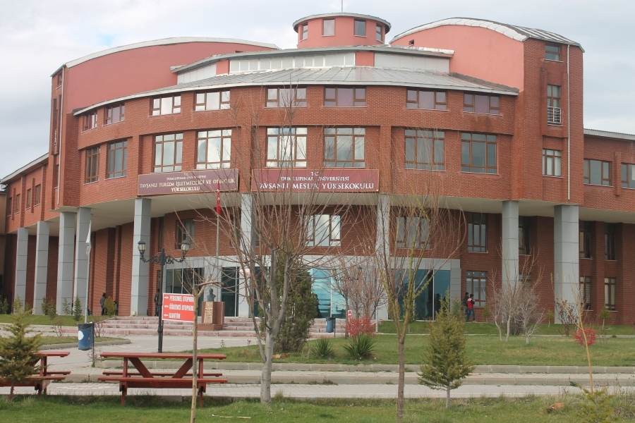 Dumlupınar Üniversitesi Tavşanlı Meslek Yüksekokulu