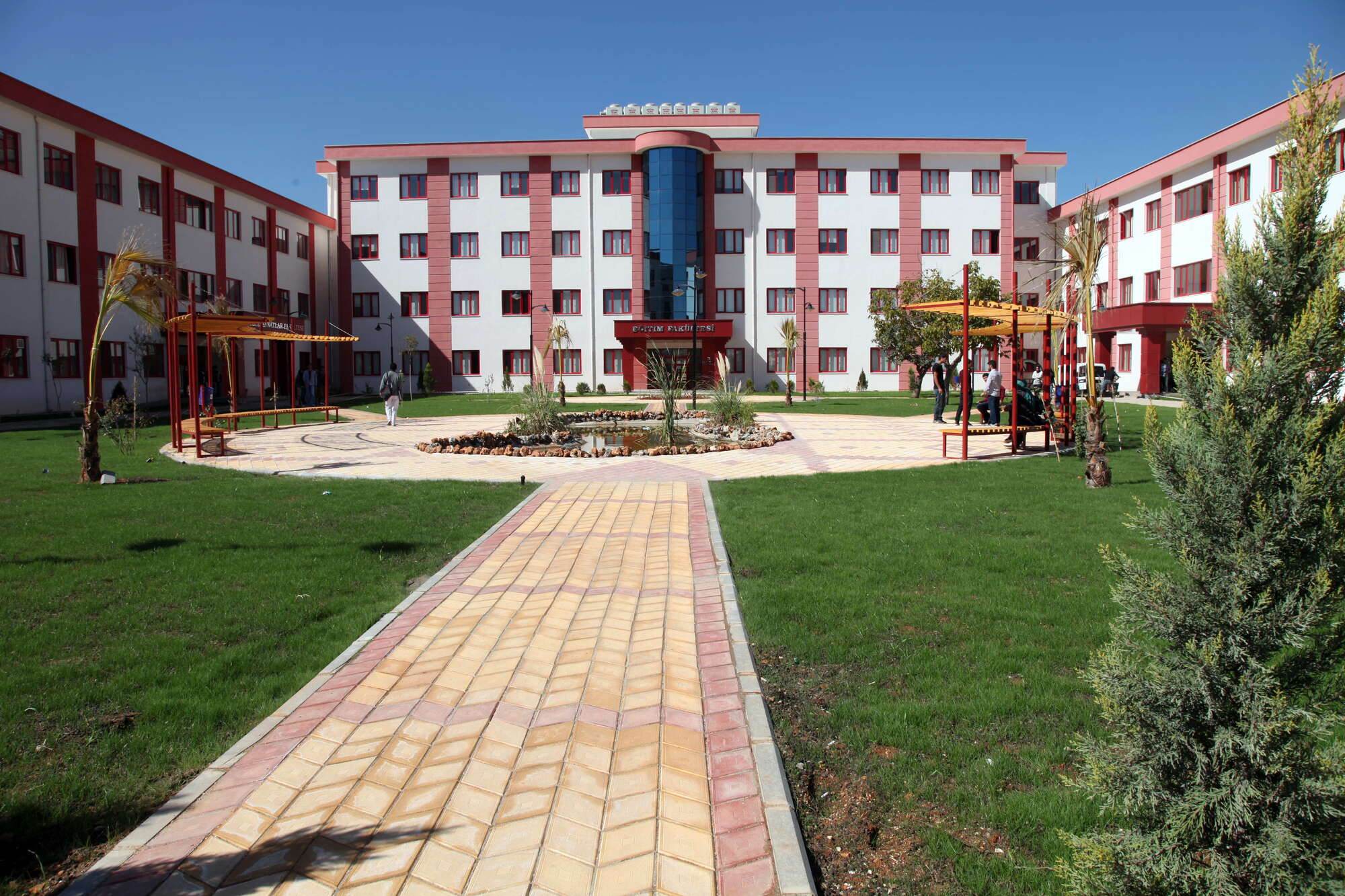 Gaziantep Üniversitesi Eğitim Fakültesi
